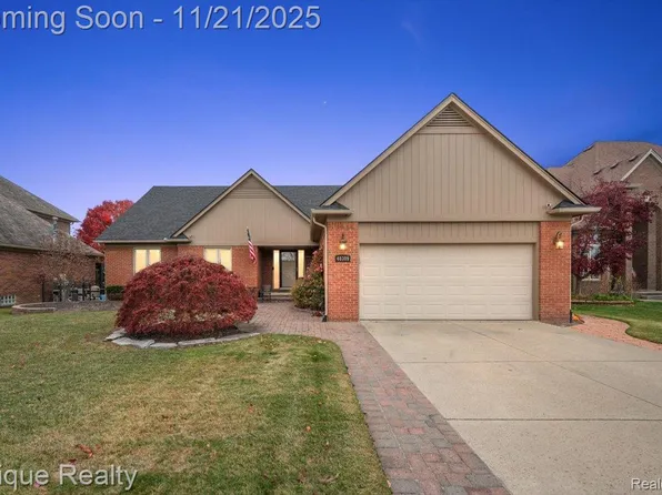48309 Tecumseh Dr, Macomb, MI 48044