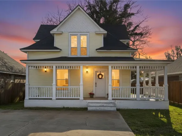 120 S Collins Ave, Gentry, AR 72734