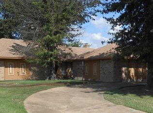 3925 Holbrook St, Paris, TX 75462