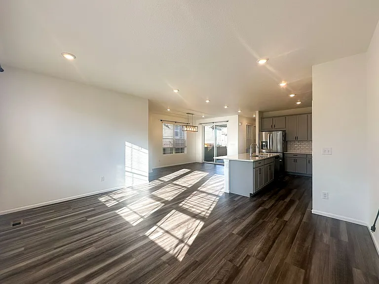 17430 Pacific Peak Cir — Photo 20