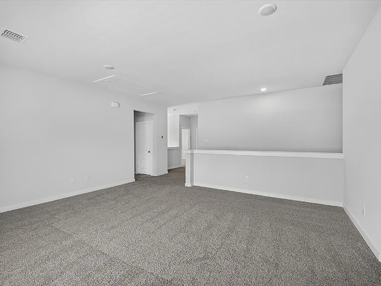 713 Summerberry Dr — Photo 11