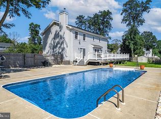 18 Penny Ln, Bayville, NJ 08721