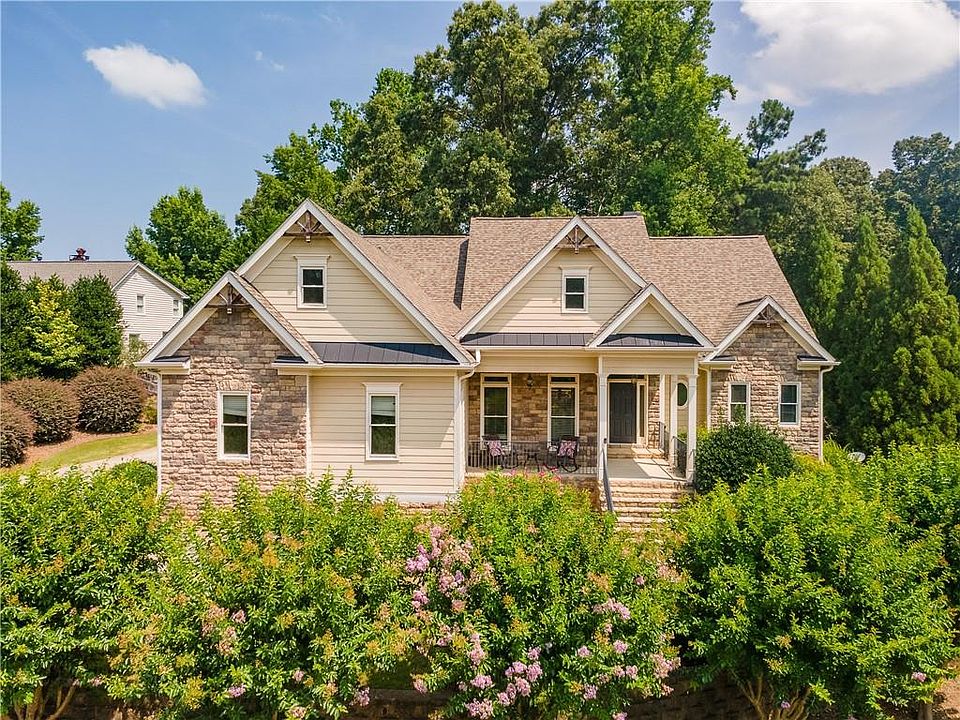 1st image of 6080 Heritage Manor Dr