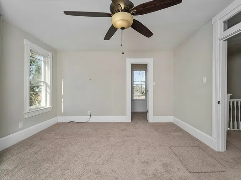 3027 Grandy Ave — Photo 13