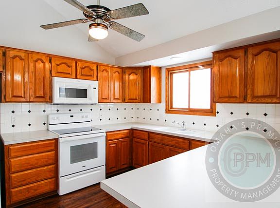 5th image of 8851 N 82nd St