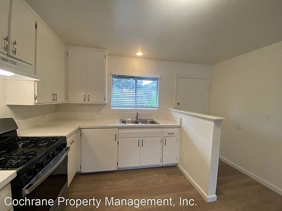 3rd image of 1502 San Pascual St #H