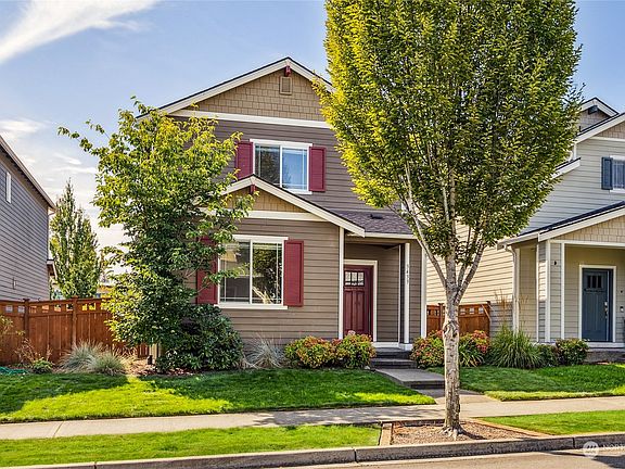 2nd image of 3433 Hera Street NE