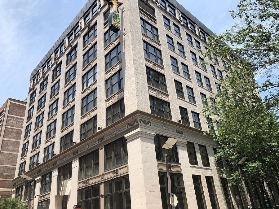 2nd image of 1601-1609 Washington Ave #402