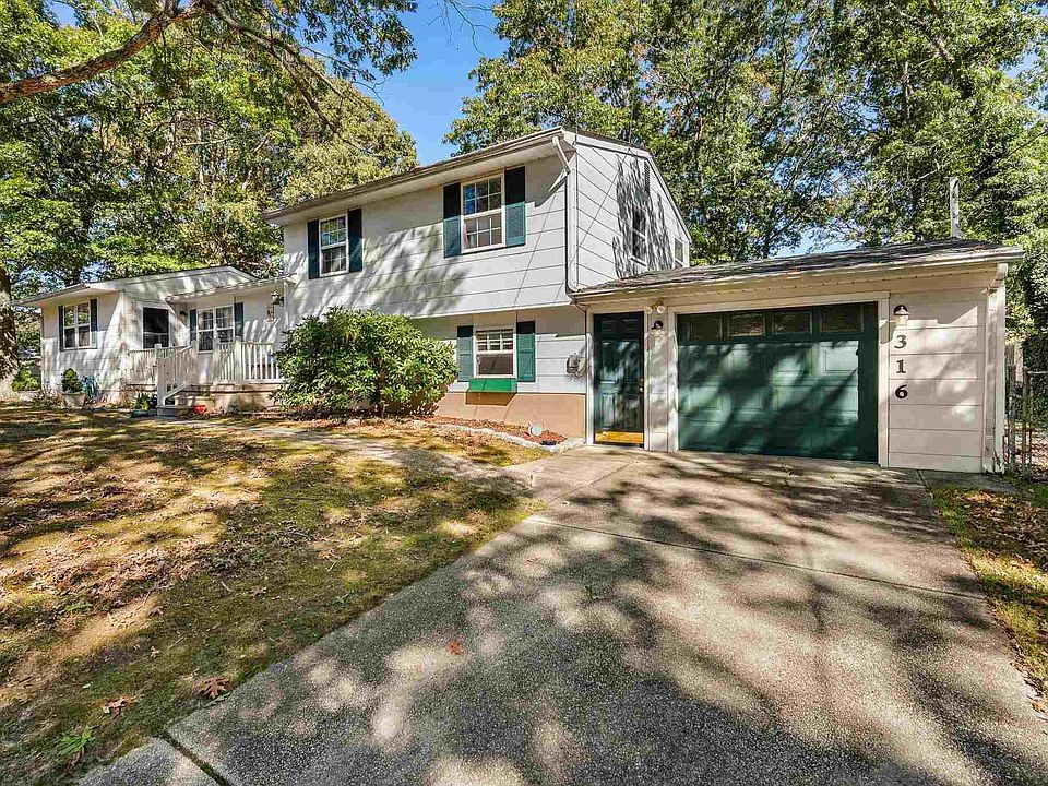 1st image of 316 Charles Dr