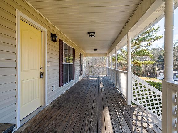 4th image of 9466 Cumberland Oaks Dr