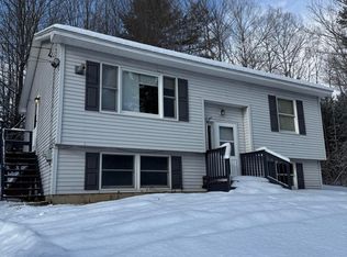 807 Middle Rd, Skowhegan, ME 04976