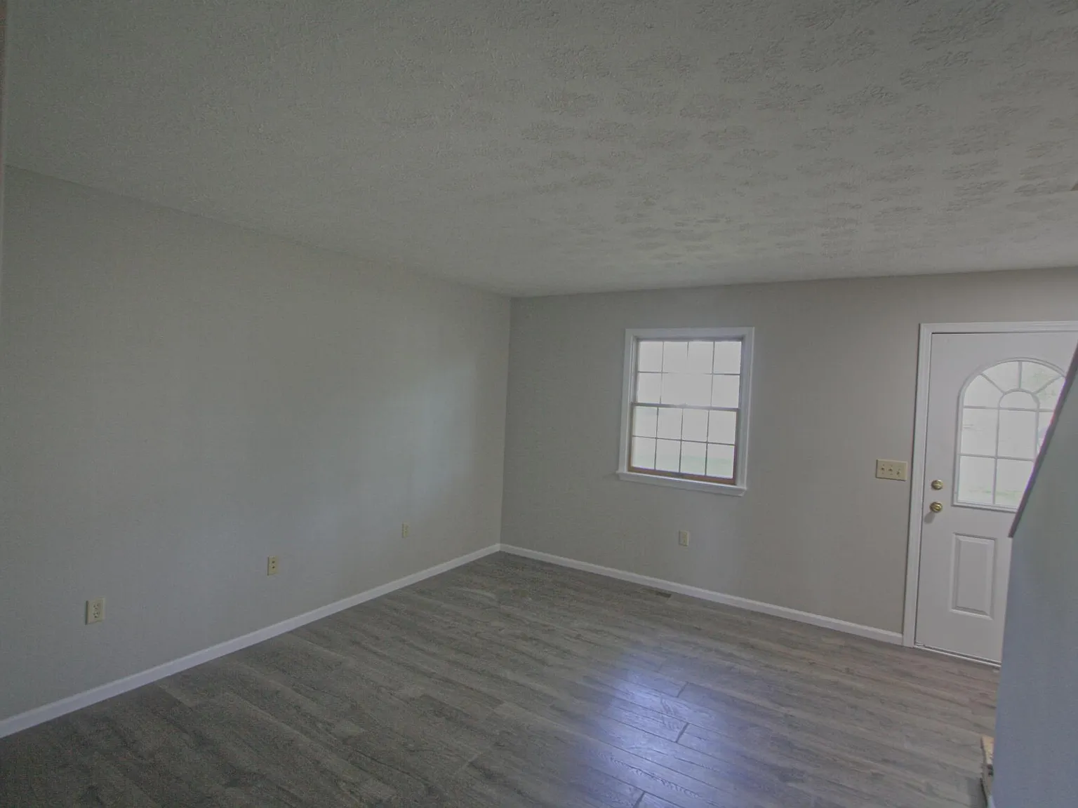 1020 S High St — Photo 4