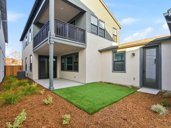 9121 Camino Colegio, Rohnert Park, CA 94928