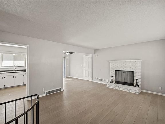 4th image of 8005 E 89th St
