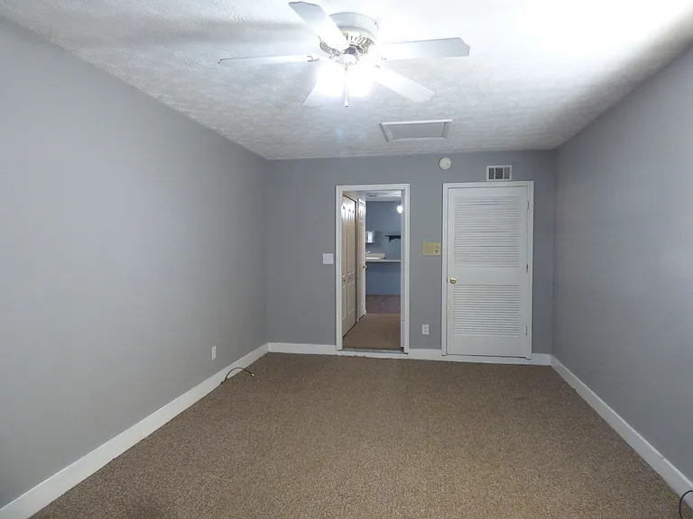 372 Redding Rd #A — Photo 10