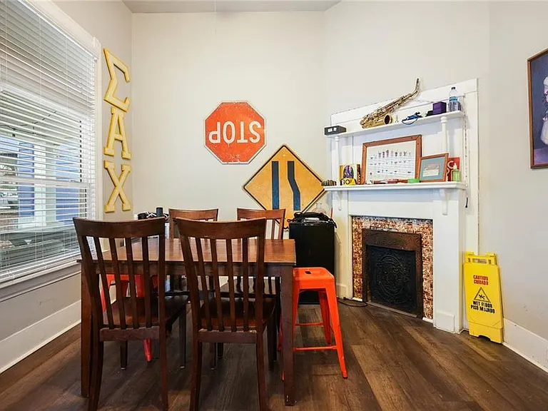 1056 Hemphill Ave NW — Photo 4