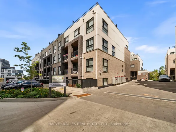 349 Wheat Boom Dr #324, Oakville, ON L6H 0V1