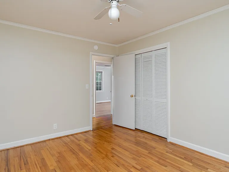 2 Wactor St — Photo 11