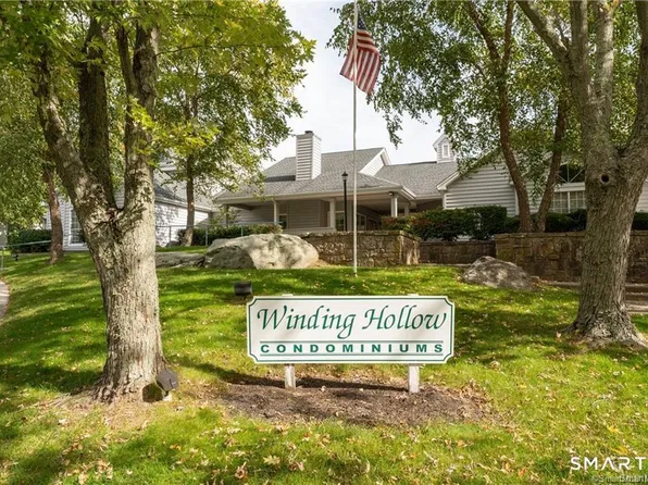 41 Crown Knoll Ct APT 46, Groton, CT 06340