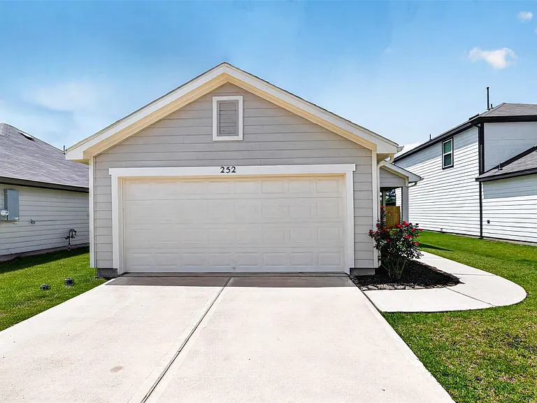 252 Laura Leigh Ln — Photo 3