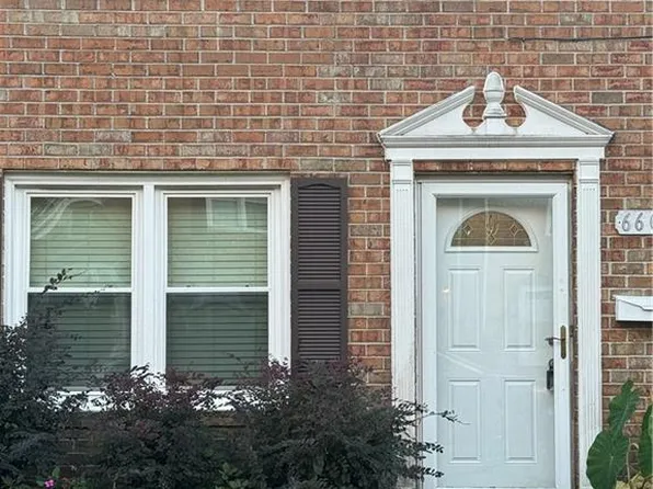 6605 Stoney Point N, Norfolk, VA 23502