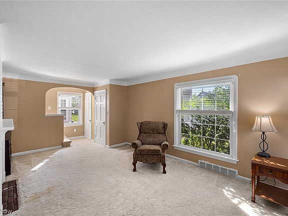 5th image of 5118 Yorkshire Rd