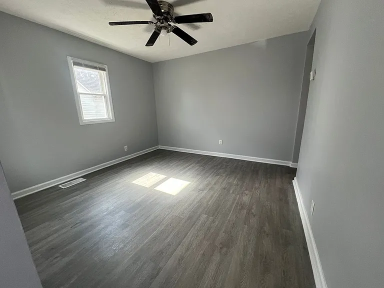 4000 Churchman Ave — Photo 4