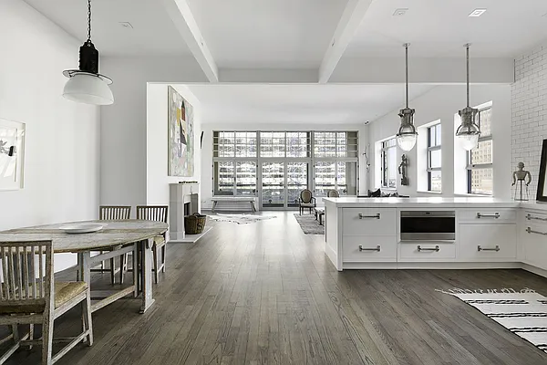 Sold by Compass | media 1