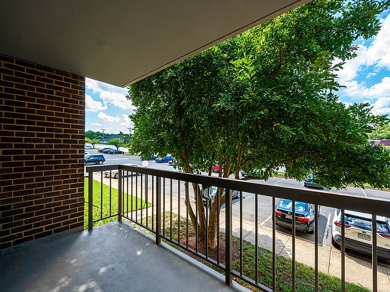 9728 Kingsbridge Dr #101 — Photo 12