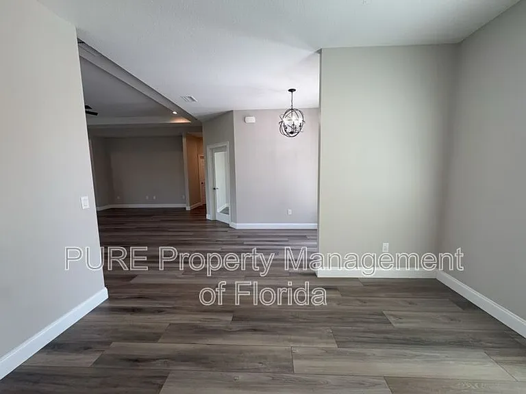 1817 NW 83rd Loop — Photo 9