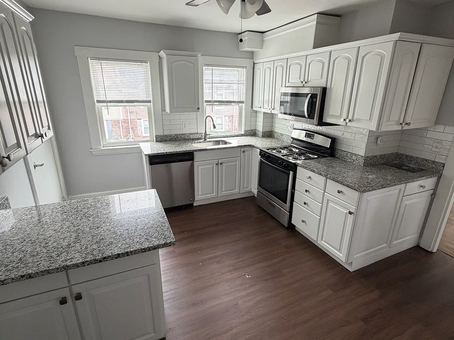 2 bed, 1200 sqft, $2,600 — Photo 1