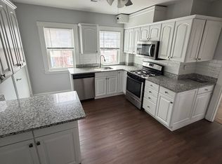 686 River St UNIT 2, Hyde Park, MA 02136
