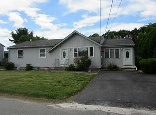 54 Villa Ave, North Providence, RI 02904