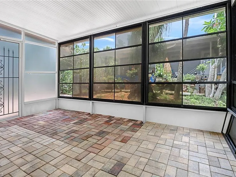 120 Grassy Key Ln #38 — Photo 16