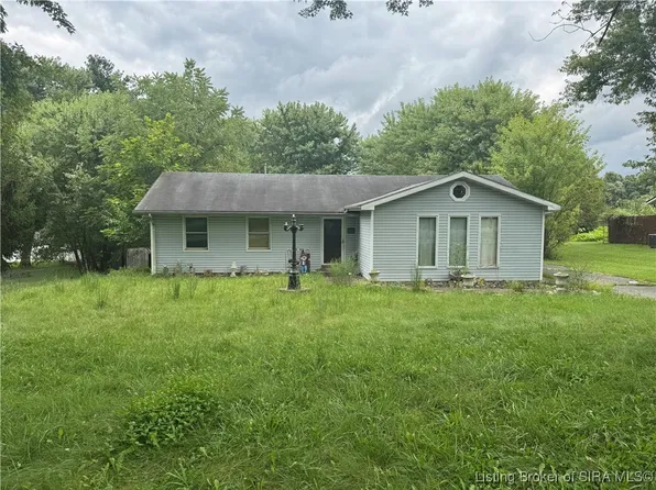 8303 Short Street, Georgetown, IN 47122