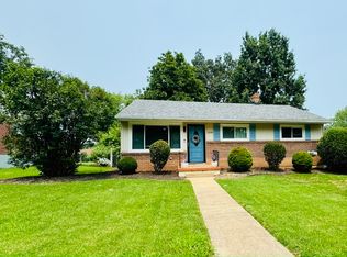 208 Surrey Rd, Staunton, VA 24401