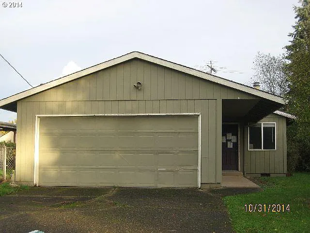5010 SE 114th Ave photo 1
