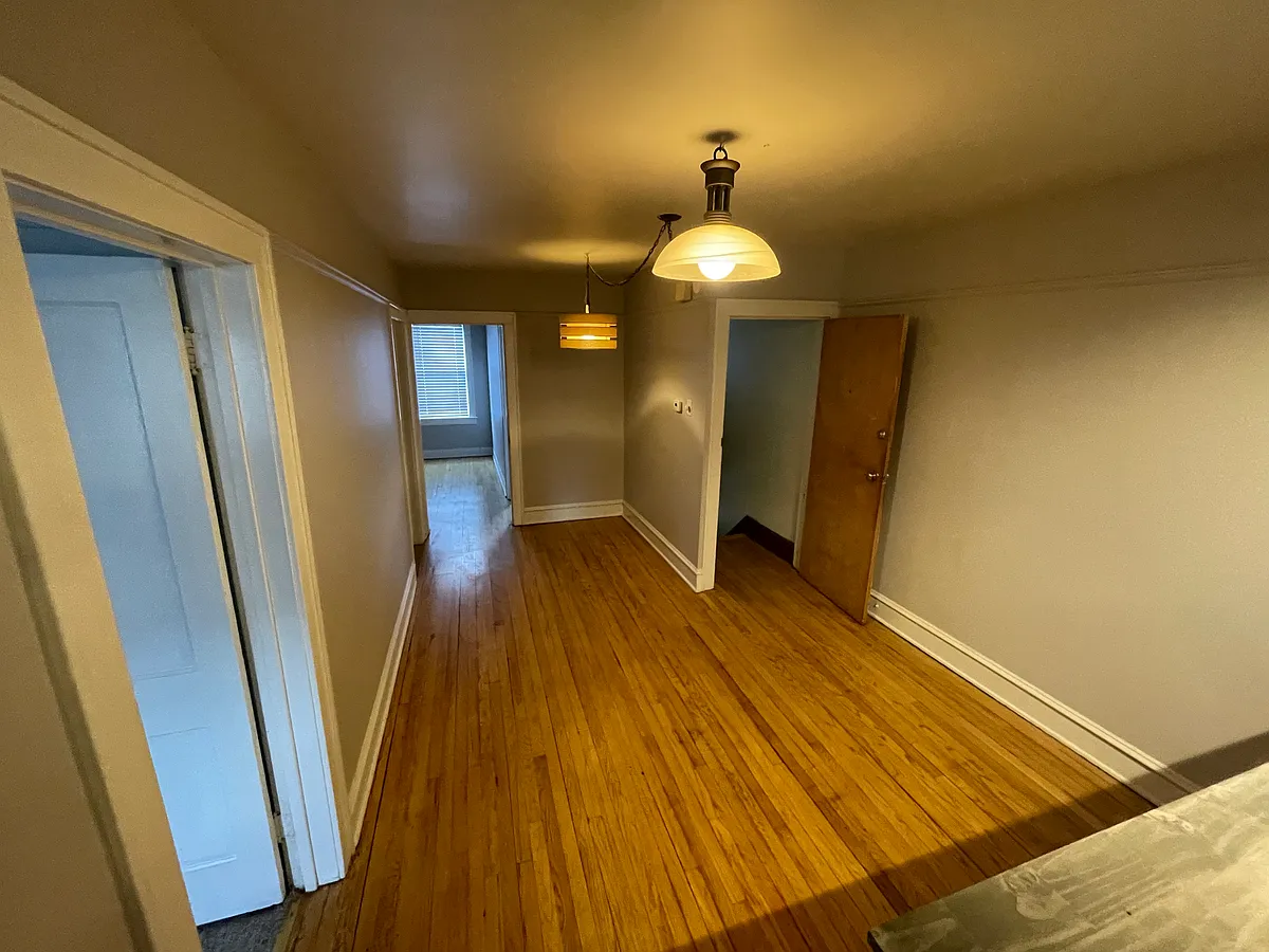 Building Photo - 63 Park Ave #2