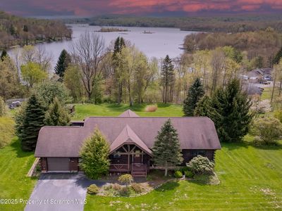 106 Windsor Dr, Lake Ariel, PA, 18436