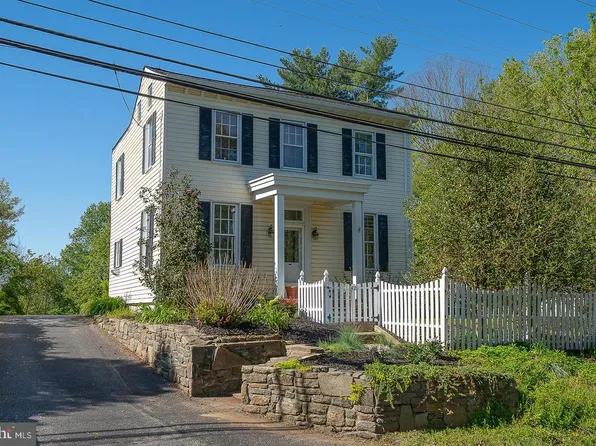 1426 W Strasburg Rd, West Chester, PA 19382