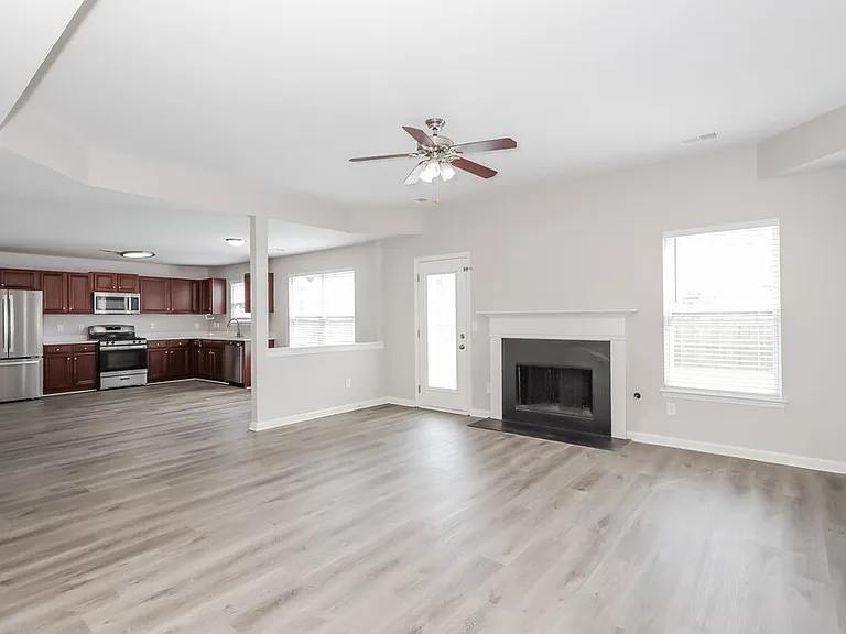 11658 Kades Trl — Photo 5