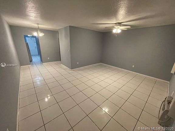 4th image of 1451 NE 170th St APT 210A