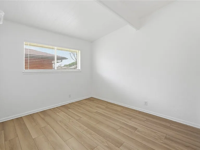 124 E Janin Cir — Photo 19