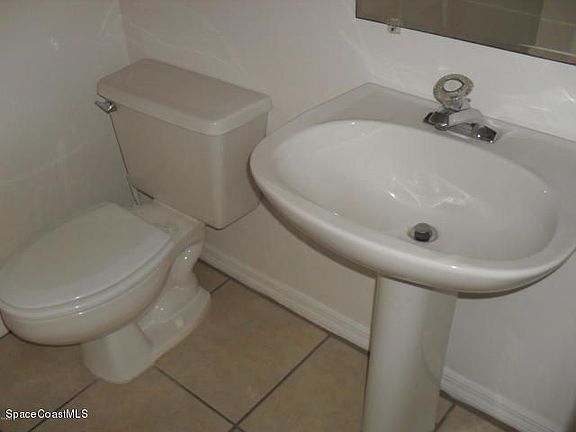 2nd image of 175 Escambia Ln APT 707