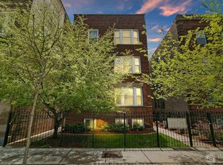 2103 W Lawrence Ave #2, Chicago, IL 60625