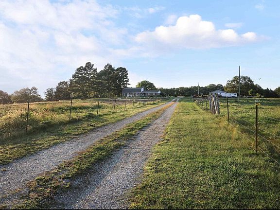 3rd image of 7281 County Road 48