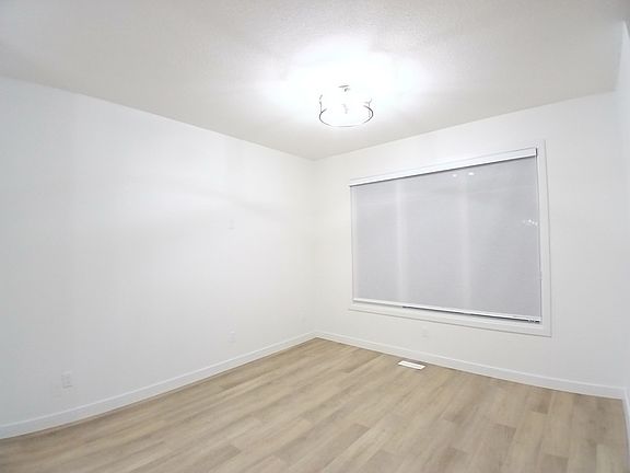 5th image of 5144 Kinney Pl SW