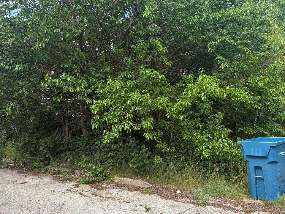 1st image of 1547 Roosevelt Pl