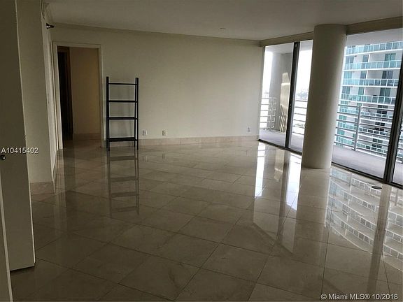 4th image of 2025 Brickell Ave APT 1205