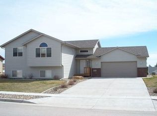 4834 Coal Bank Dr, Rapid City, SD 57701